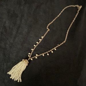Tassel faux pearl necklace